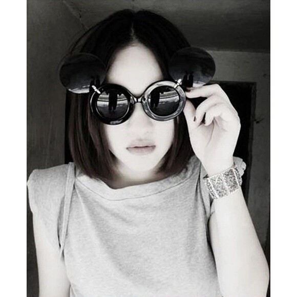 Vintage Lady Flip Sunglasses Women Fashion Chic Sun Glasses Men Retro Classic Ro - Picture 6 of 12